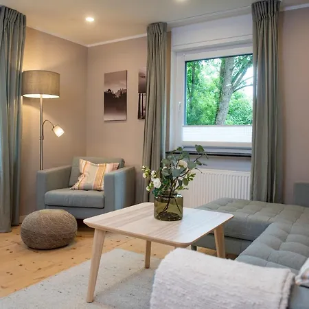 Moderne Wohnung Im Gruenen Mit Privatem Garten Donaueschingen Eksteriør billede